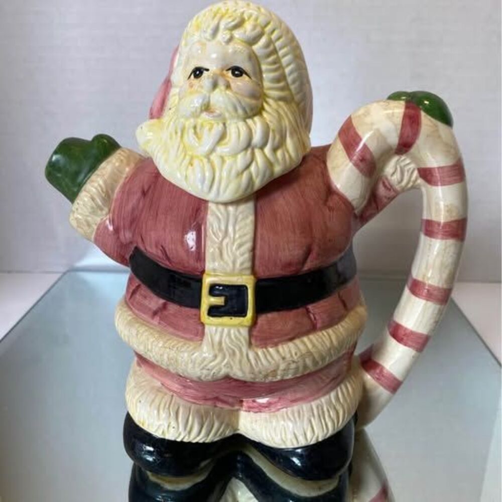 Vintage Ceramic Santa Claus Teapot – Christmas Holiday Decor
